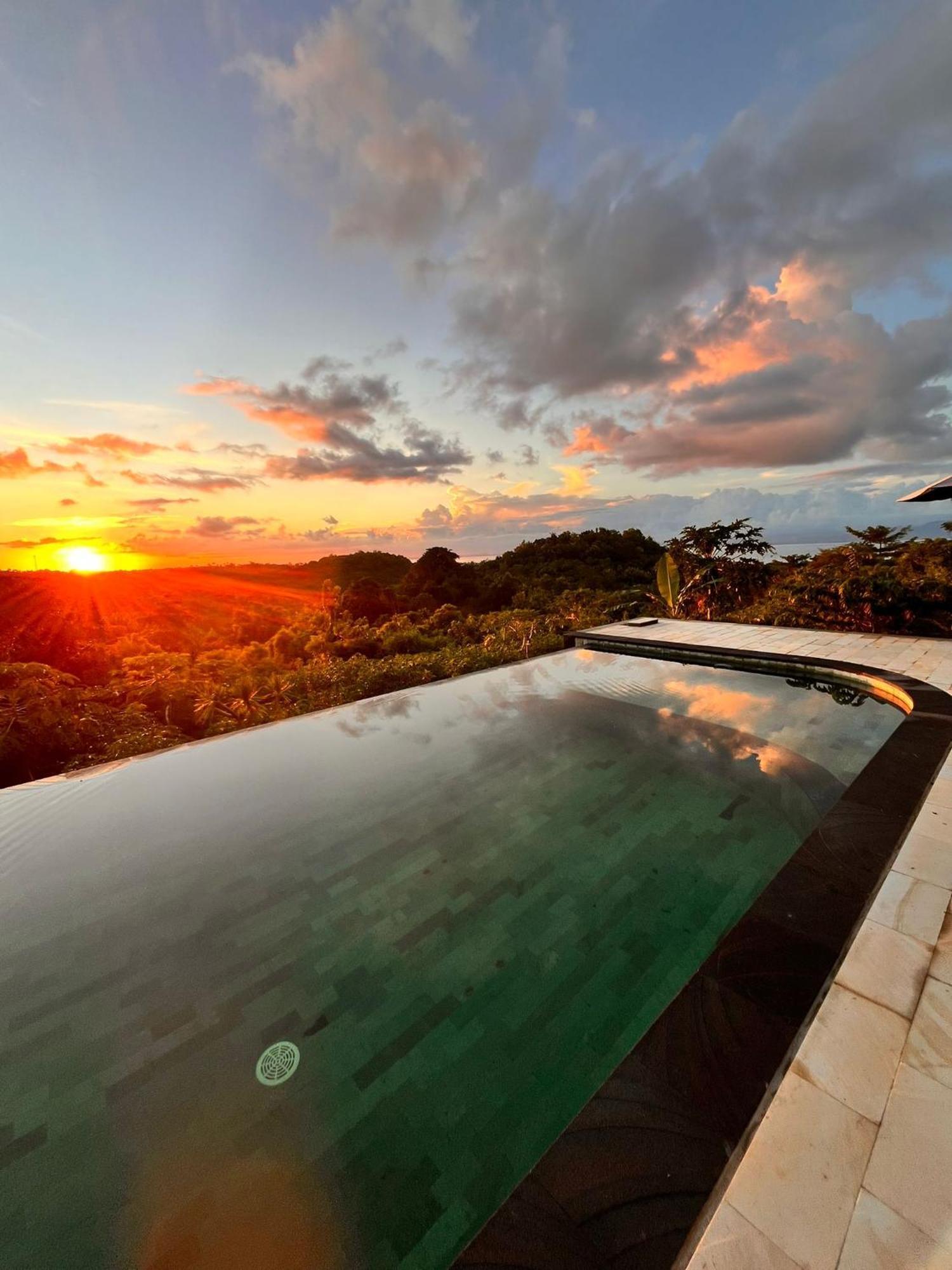 Kubuhill Sunset Bungalow Toyapakeh المظهر الخارجي الصورة